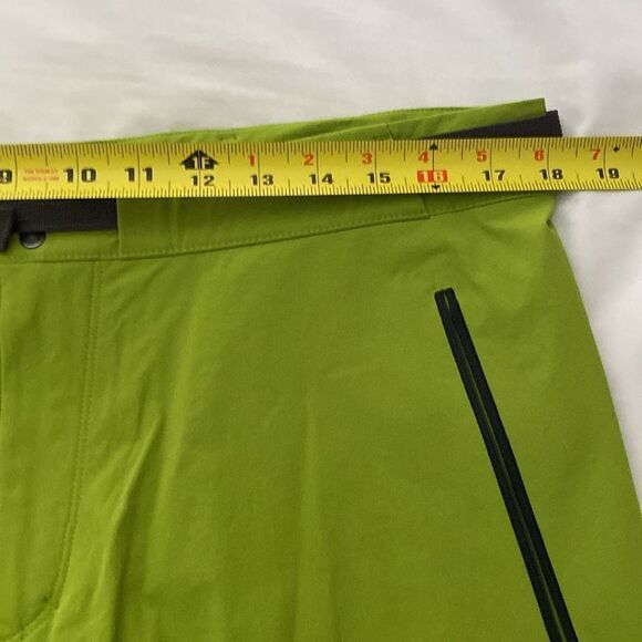 HAGLOFS Lizard II Men’s Green Shorts Size L - Picture 7 of 7